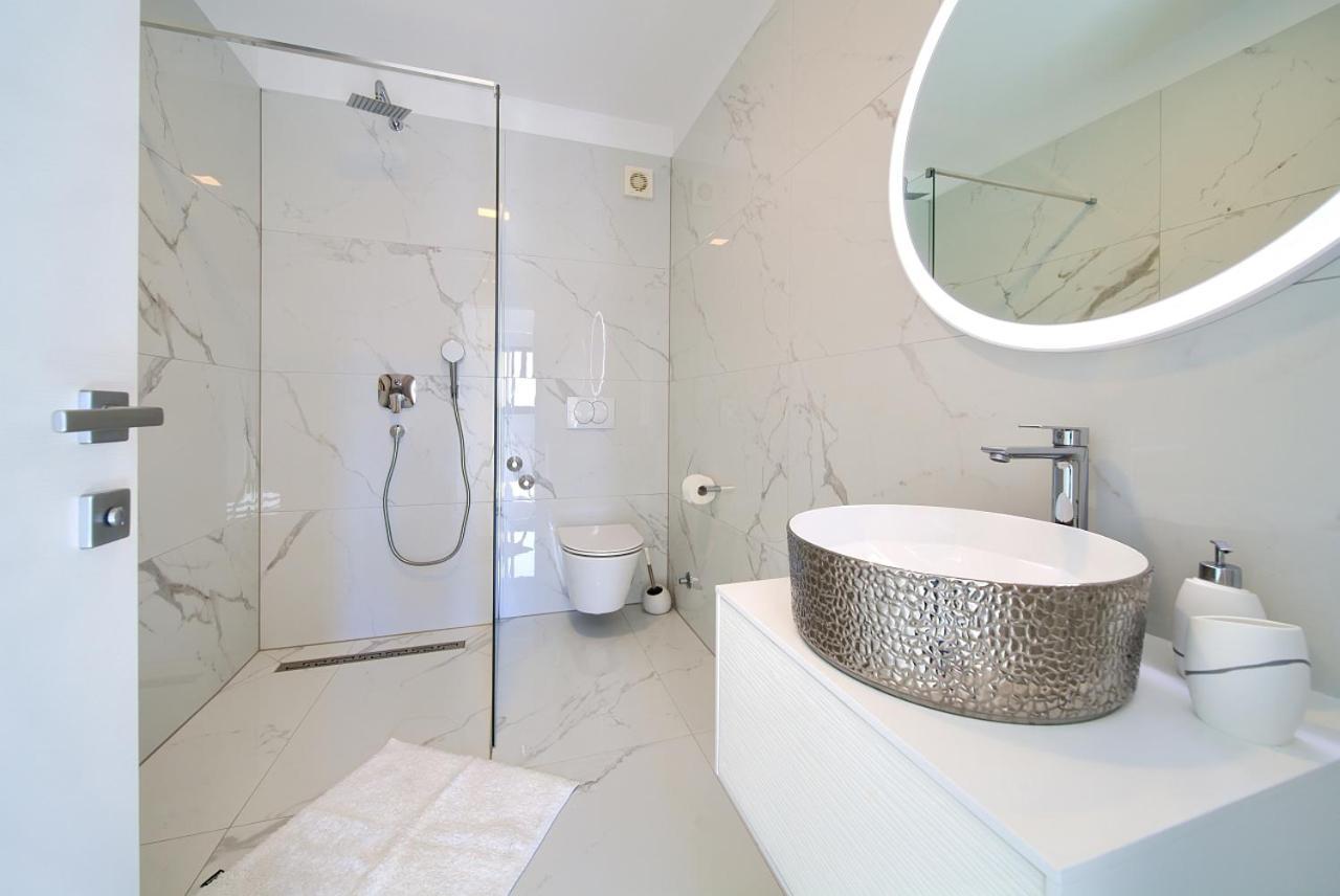 Penthouse Rosa Apartment Malinska Luaran gambar