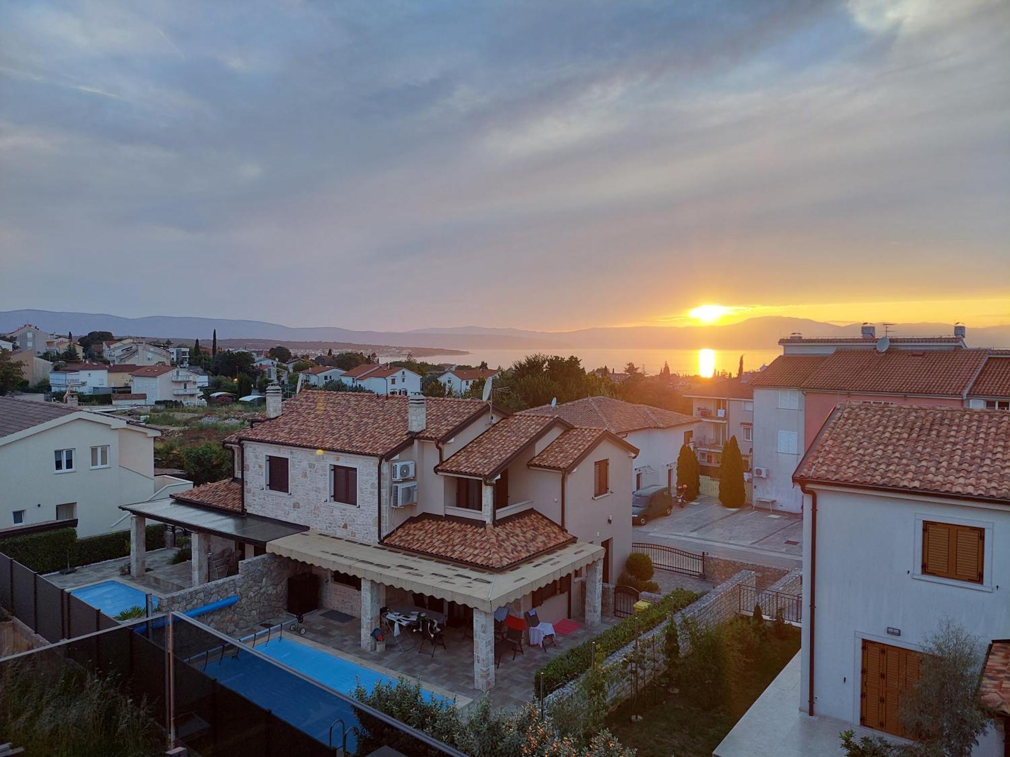 Penthouse Rosa Apartment Malinska Luaran gambar